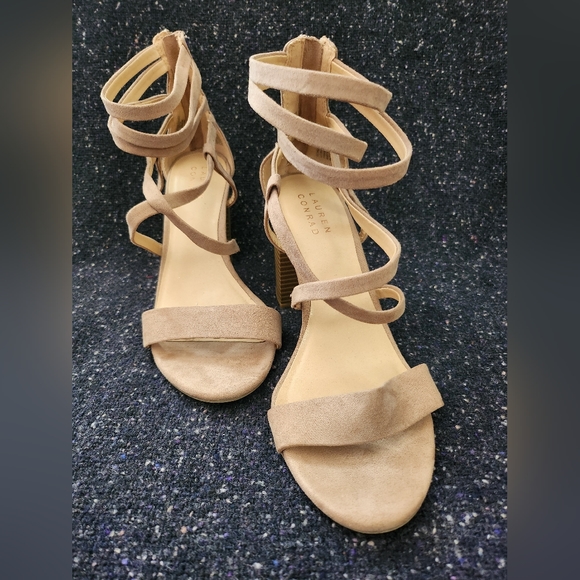 Lauren Conrad Size 9 Faux Suede Nude Platform - Picture 5 of 6